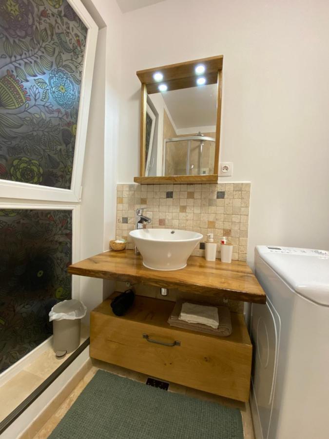 Helga'S Place Premium 1 Bedroom Condo Cluj-Napoca Ngoại thất bức ảnh