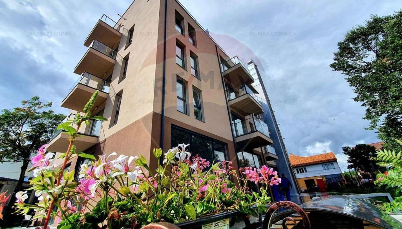 Helga'S Place Premium 1 Bedroom Condo Cluj-Napoca Ngoại thất bức ảnh